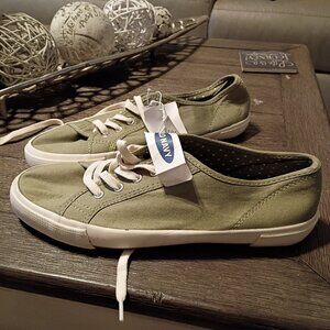 Women's Old Navy Shoes Size 10